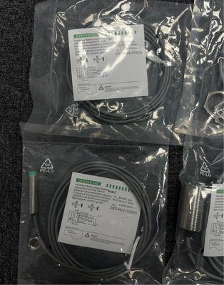 Индуктивный датчик Siemens 3RG4014-0CD00 со степенью защиты IP66/67 и максимальным диапазоном измерения 1300 мбар, 522 дюйма водяного столба