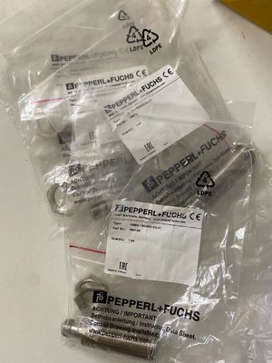 Индуктивный датчик Pepperl+Fuchs NBB5-18GM50-E2-V1
