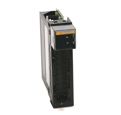 1756-OF8 ALLEN BRADLEY ControlLogix 8 Pt A/O I или V Модуль ± 10В 0...20 мА
