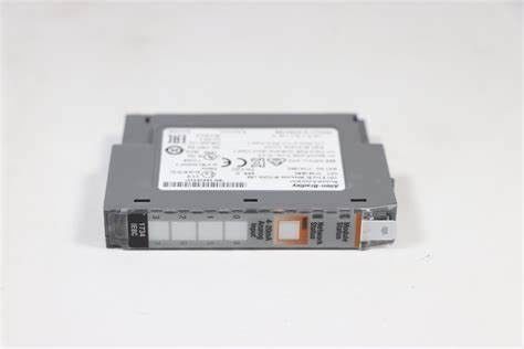 Allen-Bradley 1734-IE8C POINT I/O аналоговый входный модуль для токового сигнала