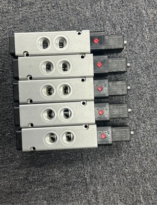 Norgren V60... V63 Серия V62C513A-A218J Пилотный соленоидный клапан с 10-30 VDC рабочим напряжением и 8 цифровыми входами