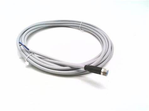 Терминалы IP20 EN 60529 SICK YF8U14-050VA3XLEAX Кабель датчика/актуатора с потреблением тока 40 mA