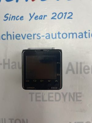 Omron E5CD-CX2A6M-000 Цифровой контроллер температурыkg Оригинальный с герметизированным номером продукции BSW000R