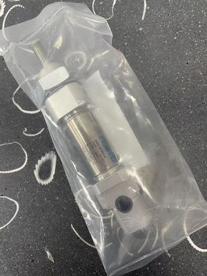 Цилиндр Festo ISO DSNU-20-10-P-A