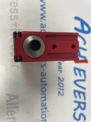 Оптический датчик расстояния Leuze ODSL 96B M/C66-S12