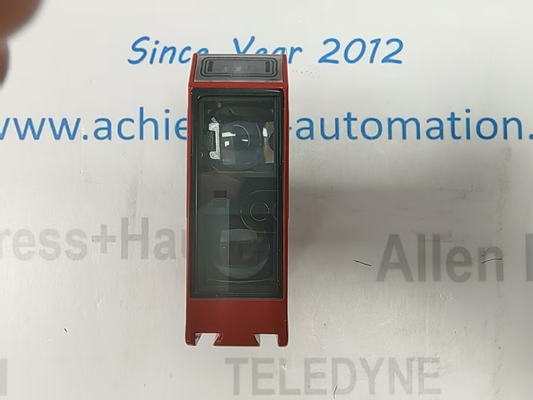 Leuze HRT 96MP-1630-800-41Диффузный датчик с подавлением фонового излучения