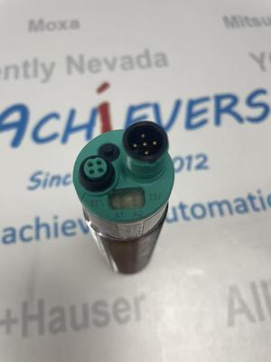 Pepperl Fuchs UC300-30GM-IUR2-V15 Ultrasonic Sensor