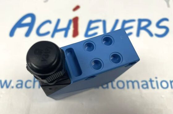 Высокопроизводительный компактный фотоэлектрический датчик SICK WT34-V210