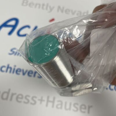 Индуктивный датчик приближения Pepperl+Fuchs NBB10-30GM50-E2-V1