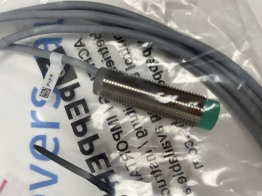 Пепперл+Фукс НБН4-12GM40-Z0 Индуктивный датчик близости