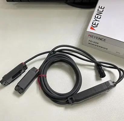 Глава датчика микропотока жидкости с зажимкой Keyence FD-XS8