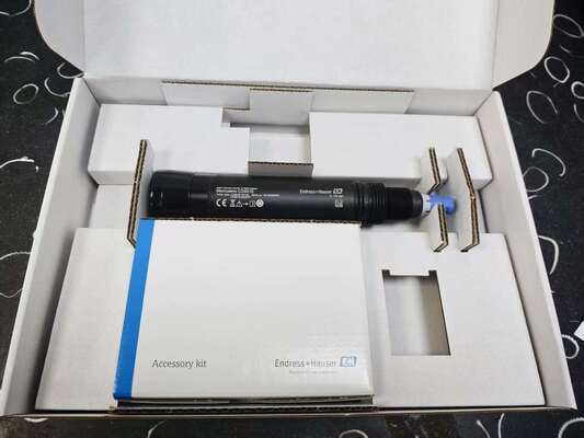 Endress+Hauser COS51E Dissolved Oxygen Sensor