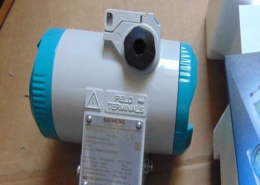 7MF4033-1DA10-2AB6-Z A01+Y01+Y15 Передатчик SIEMENS